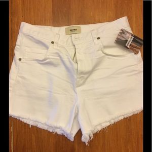 New Baldwin Maddie white Denim size 28 frayed hem.